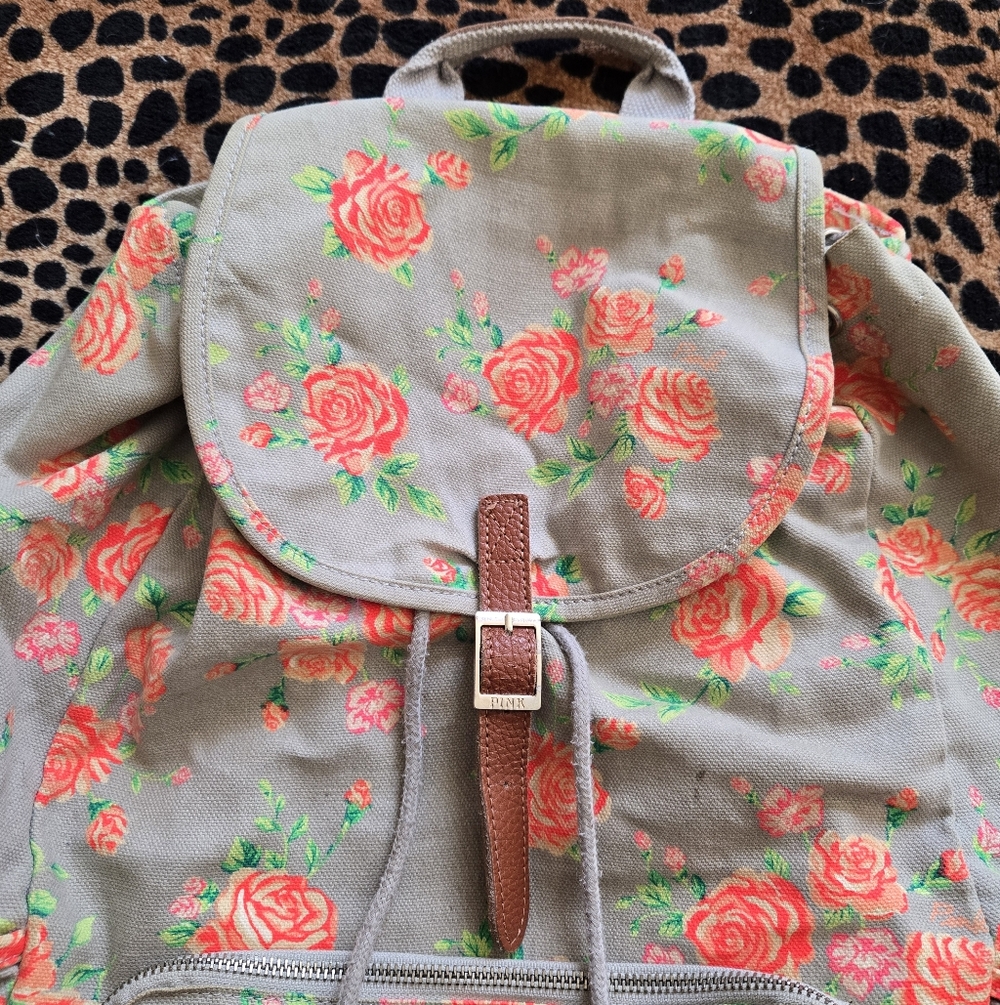 VS PINK backpack - Picture 2 of 7